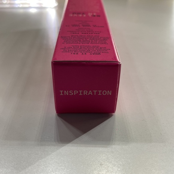 Caffeine Eye Cream for dark circles and puffy eyes + sensitive skin friendly - Picture 3 of 9